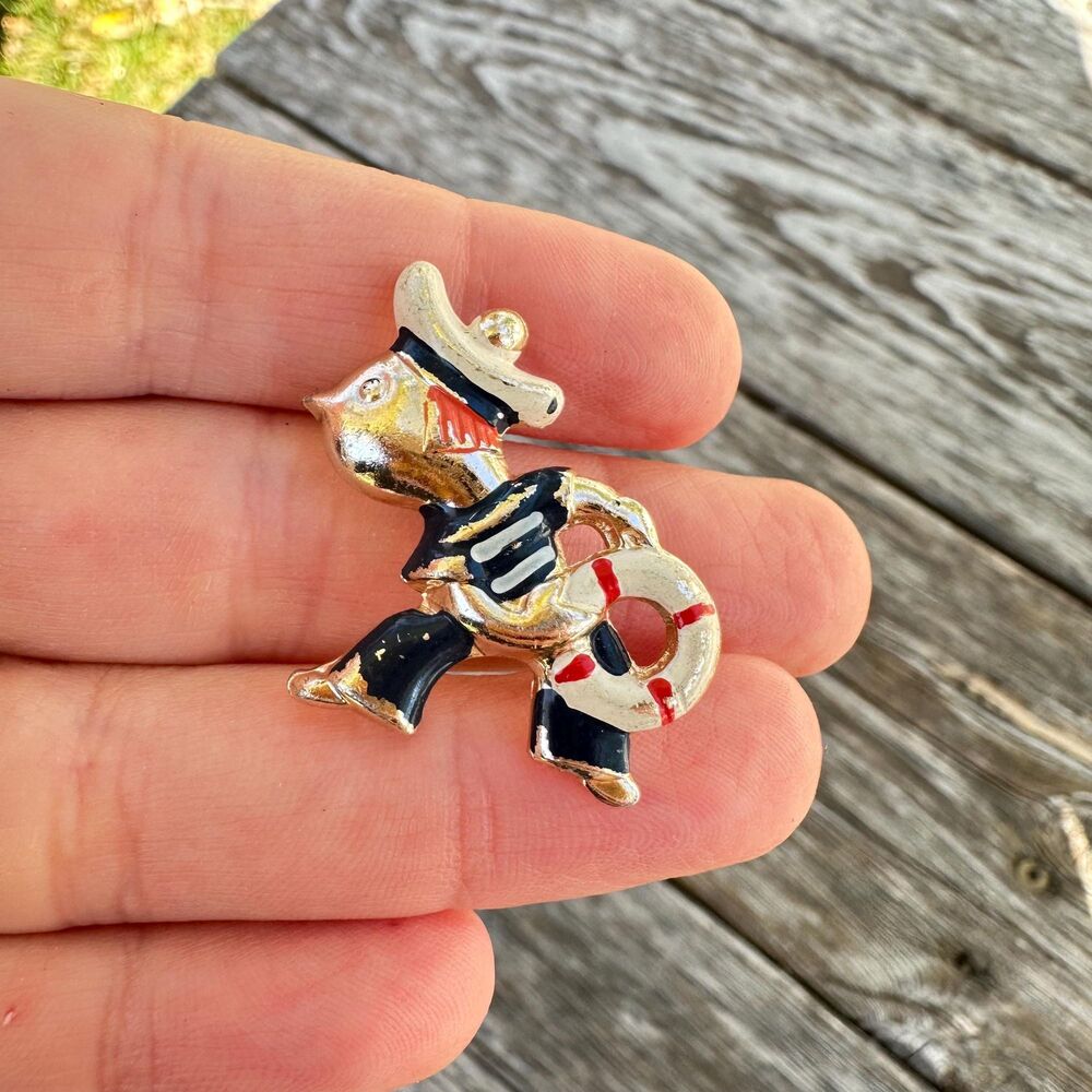 Vintage Sailor Brooch: Adorable Nautical Pin